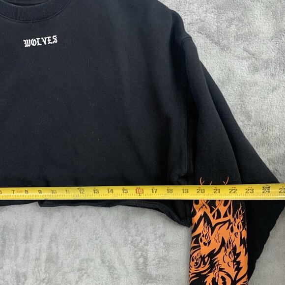 Darc Sport Sweater Womens XS She Wolves Club Crop Top Crewneck Flames Numbered - Picture 4 of 9